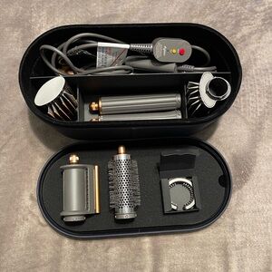 NWOT Dyson air wrap complete long multi-styler